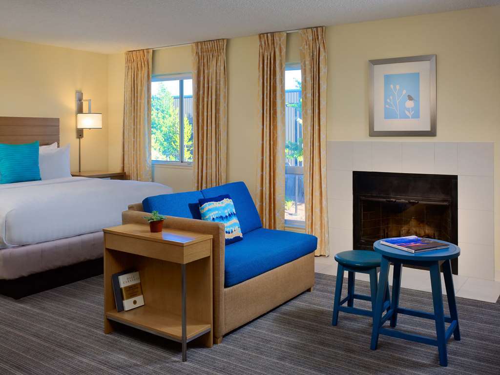 Sonesta Es Suites Cincinnati - Sharonville West Room photo