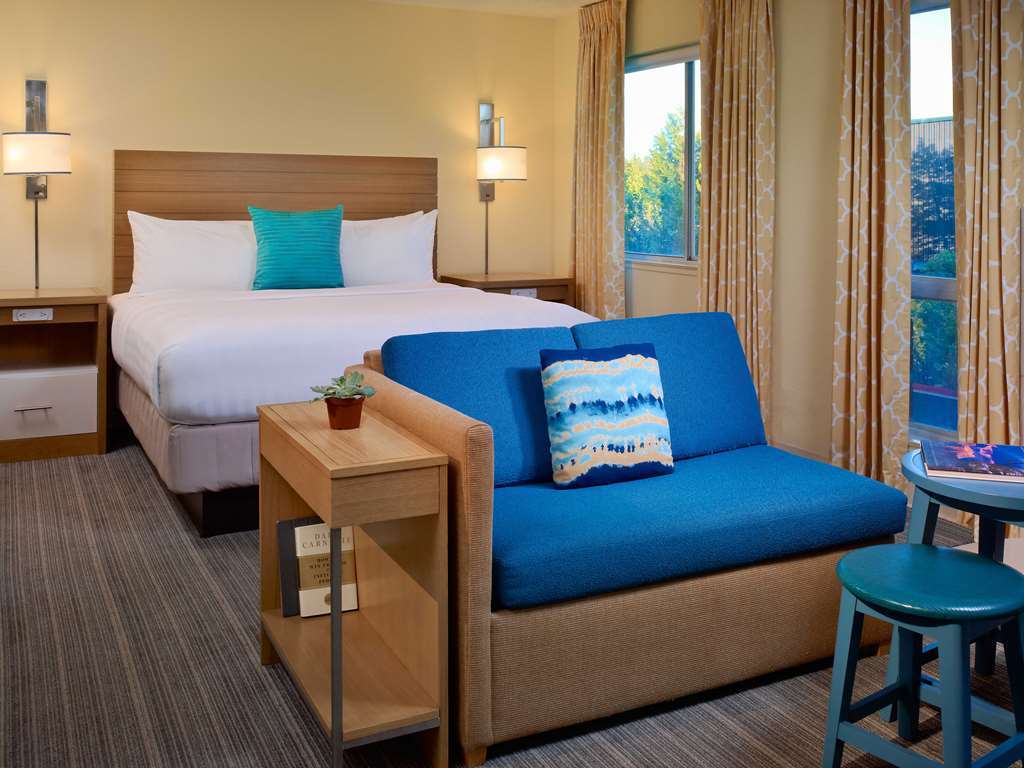 Sonesta Es Suites Cincinnati - Sharonville West Room photo